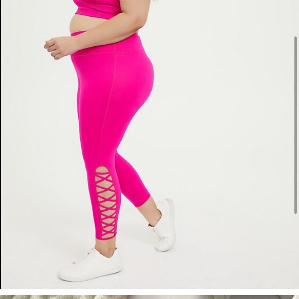 Torrid active Pink Leggings with Side Cutouts